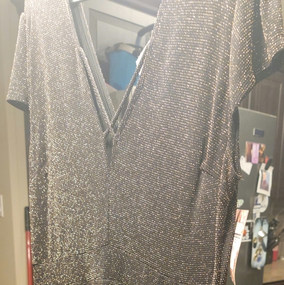 Black and gold sparkly dress - Picture 2 of 5